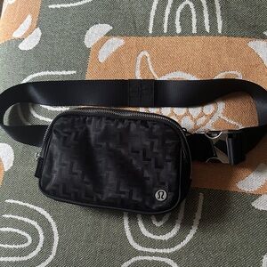 lululemon athletica Belt Bag